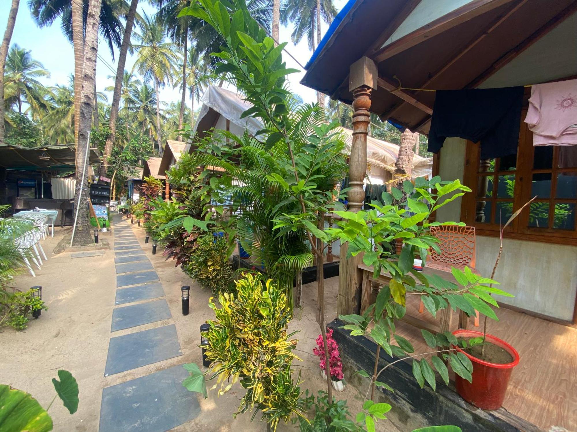 Tropical Bay Hostel ปาโลเลม ภายนอก รูปภาพ